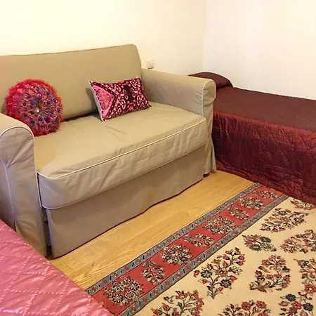With 2 Bedrooms In * ビルバオ