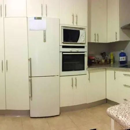 With 2 Bedrooms In アパート